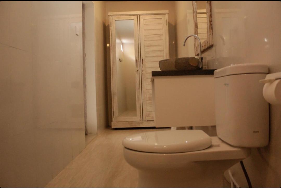 Kj Klumpu Wooden Style Guest House At Canggu Bagian luar foto